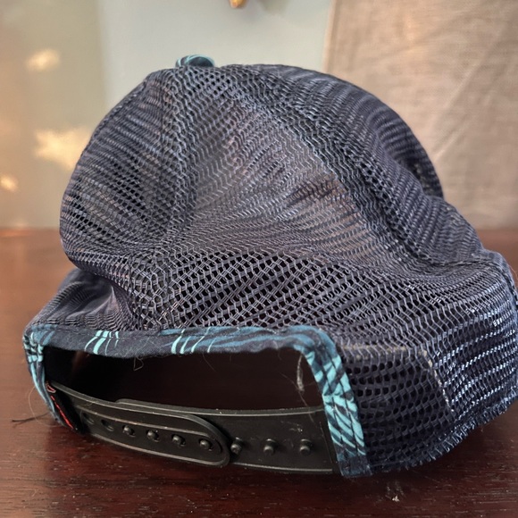 Neff SnapBack - Picture 3 of 3